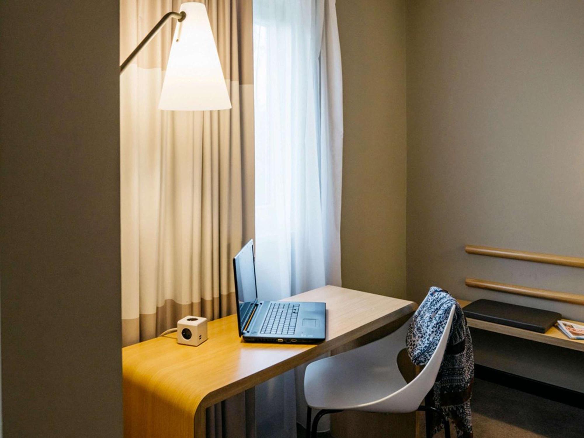 Hotel Ibis Quimper Exterior foto